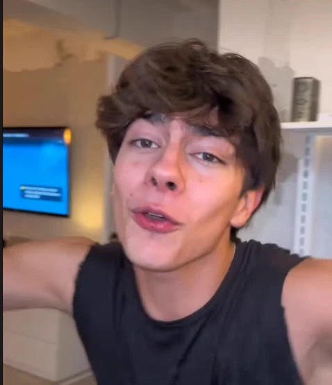 LUKAS Do you want a child? thumbnail