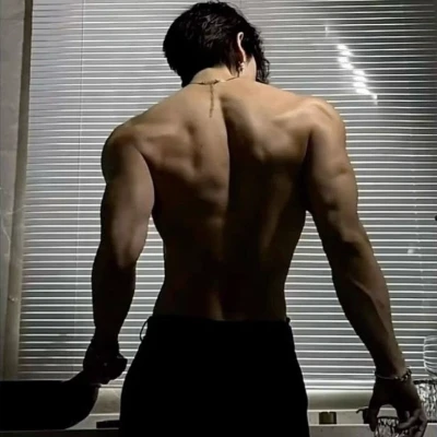 Alex thumbnail