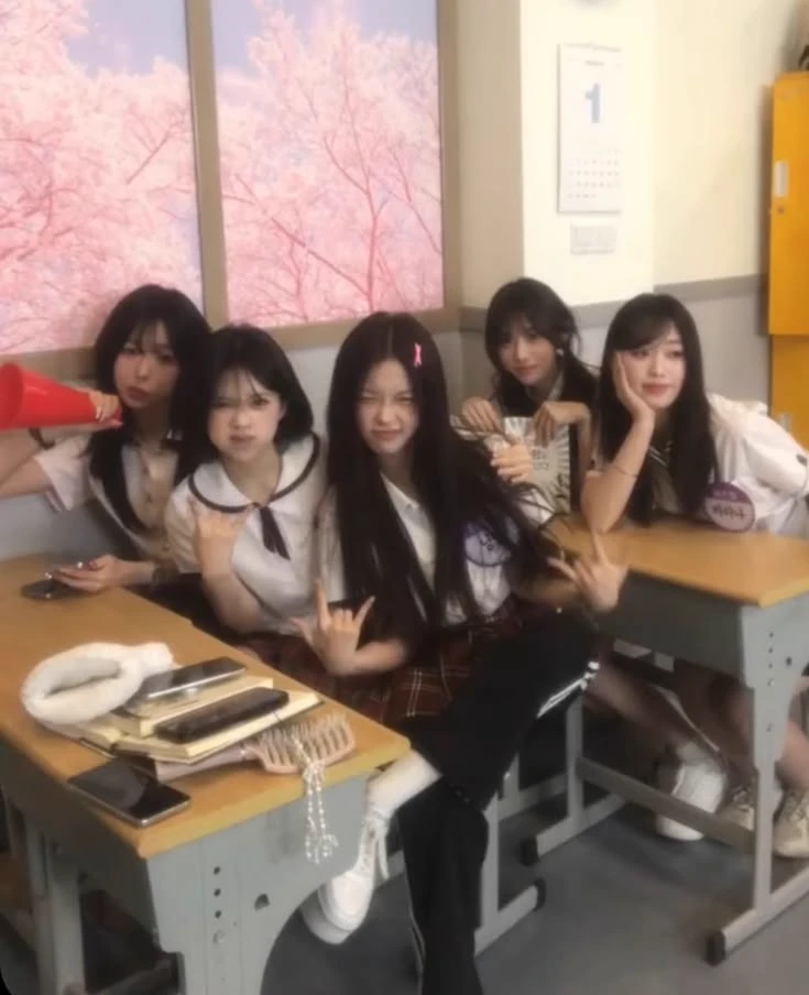 Spicy game with friend group (girl edition) thumbnail