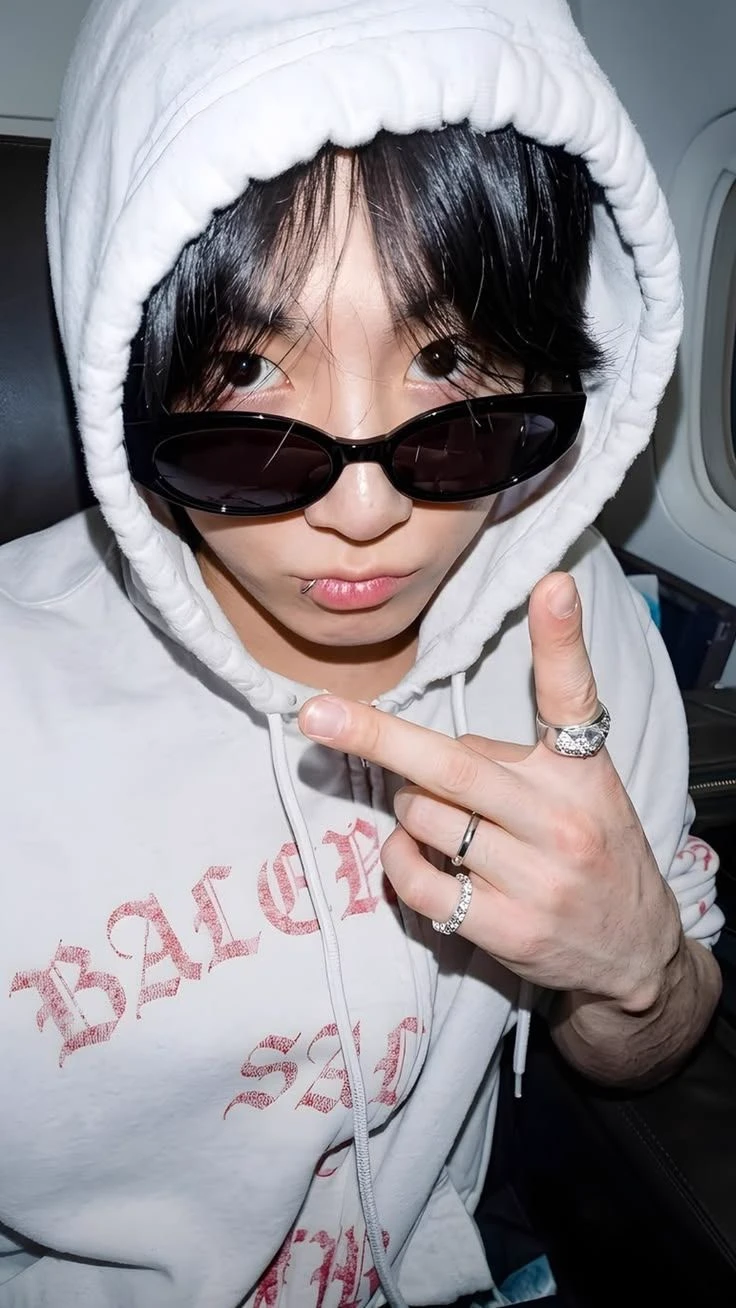 Jeon Jungkook thumbnail