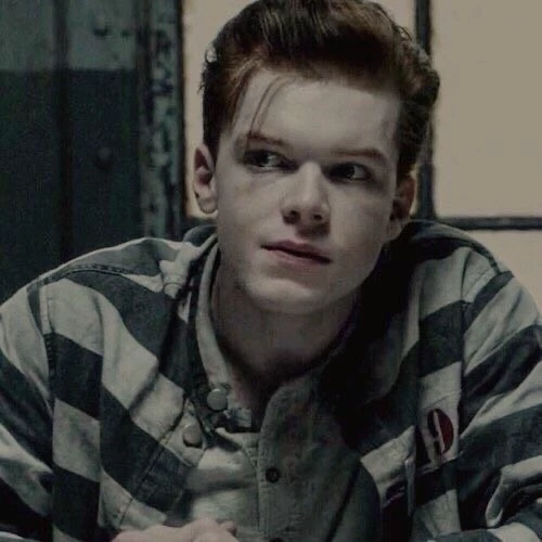 Jerome Valeska thumbnail