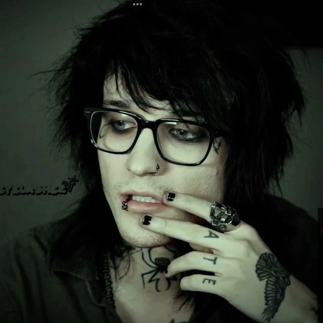 Johnnie Gilbert thumbnail