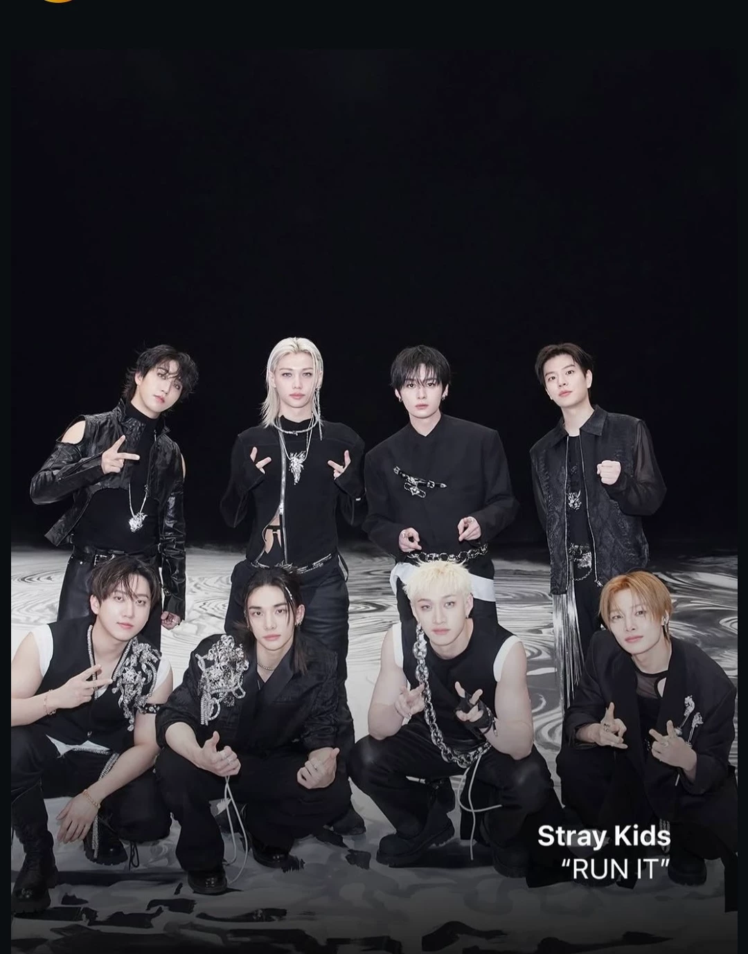 stray kids thumbnail