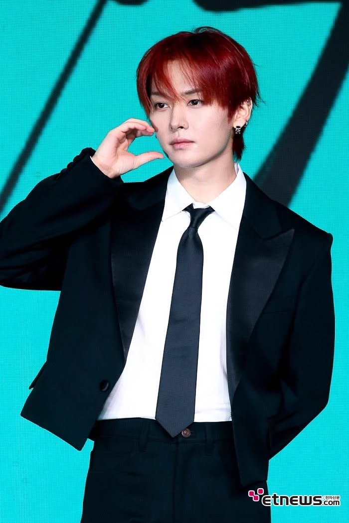 lee know thumbnail