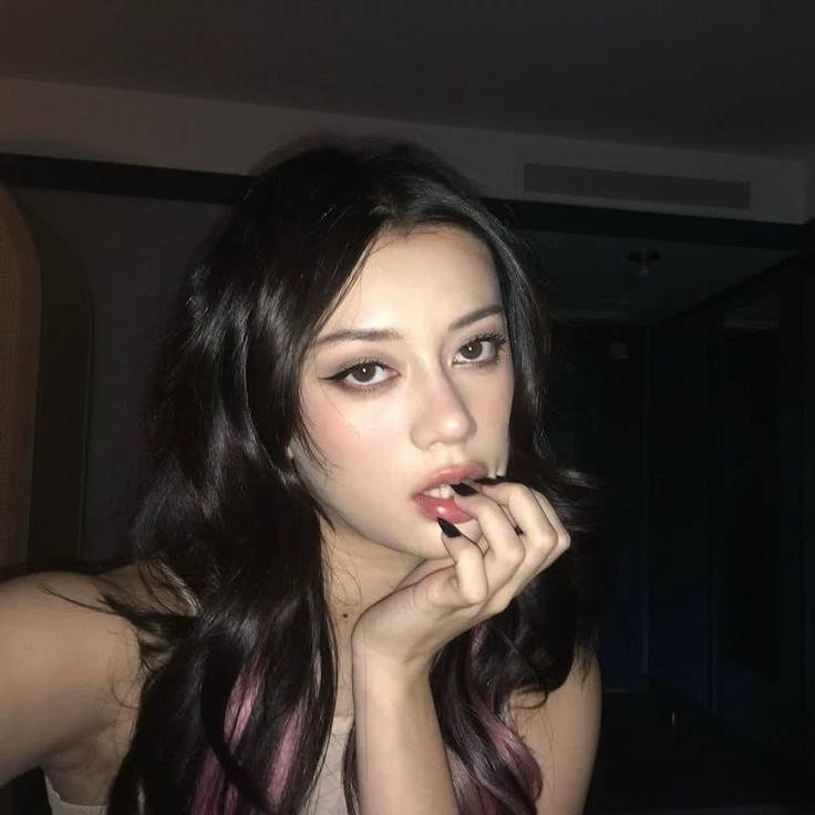 Megan thumbnail