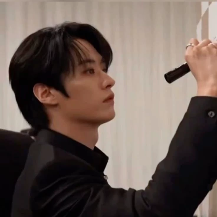 Lee Minho thumbnail