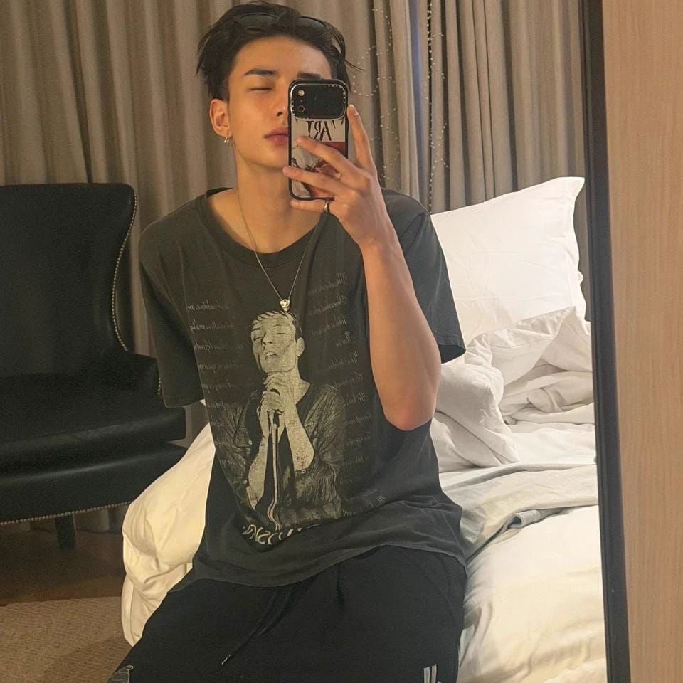 hyunjin thumbnail