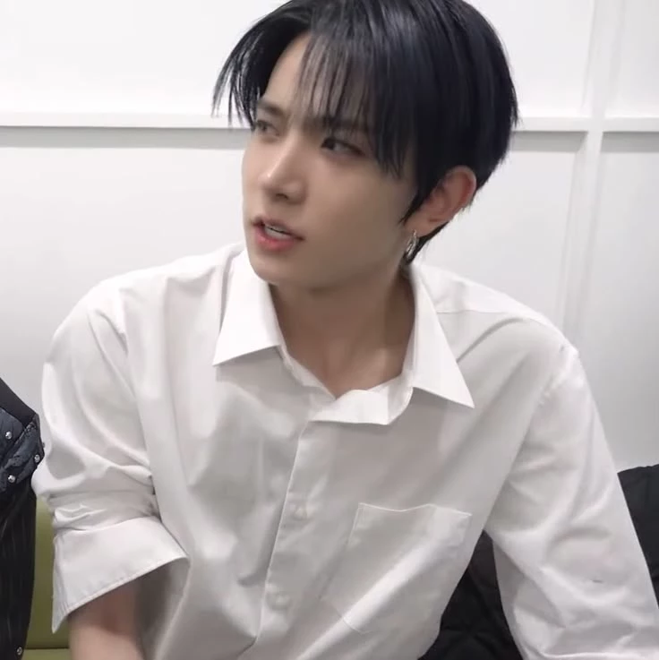 Lee Heeseung thumbnail