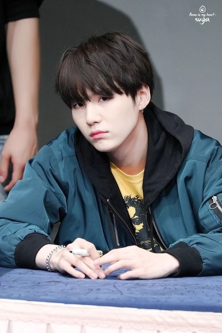 min yoongi thumbnail