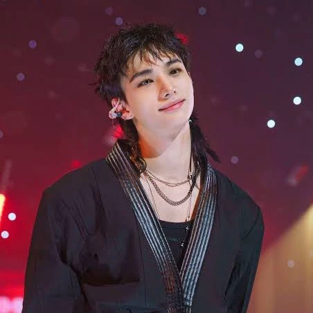 Hyunjin thumbnail