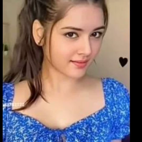 @Rayna^^{Khan}•√^^