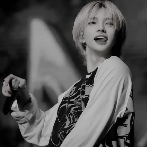hyunjin (BL) thumbnail