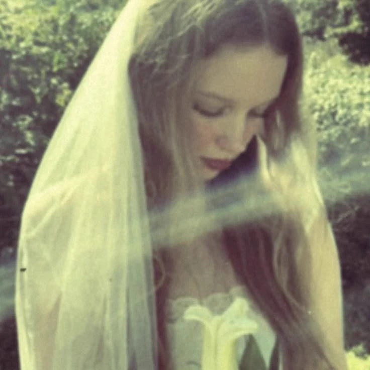 Mareile - your traditional wife thumbnail