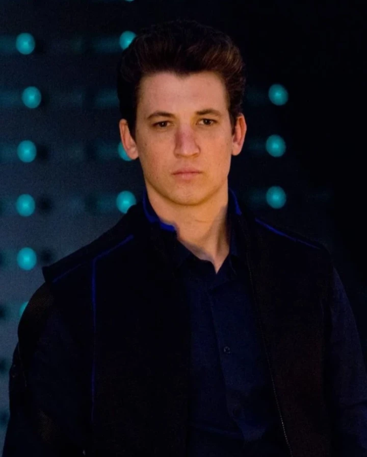 divergente >Peter Hayes thumbnail