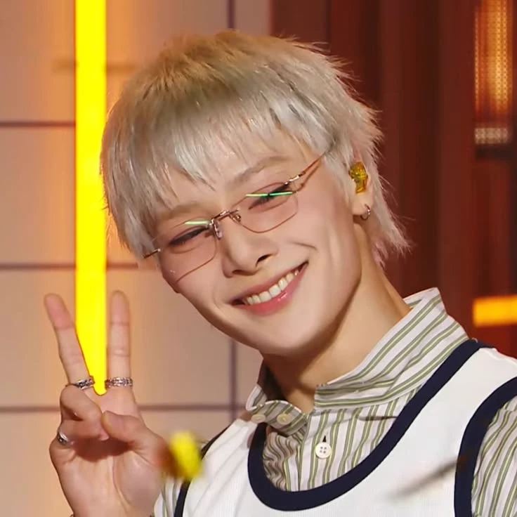 Yang Jeongin - I.N - IN thumbnail