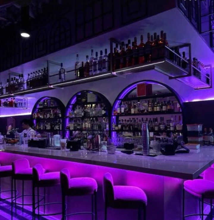 lesbian bar thumbnail