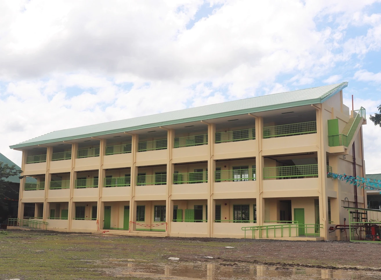 FILIPINO SCHOOL!!! thumbnail