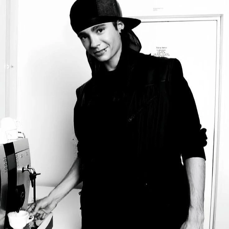 Tom Kaulitz thumbnail