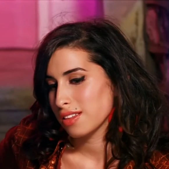 Amy Winehouse thumbnail