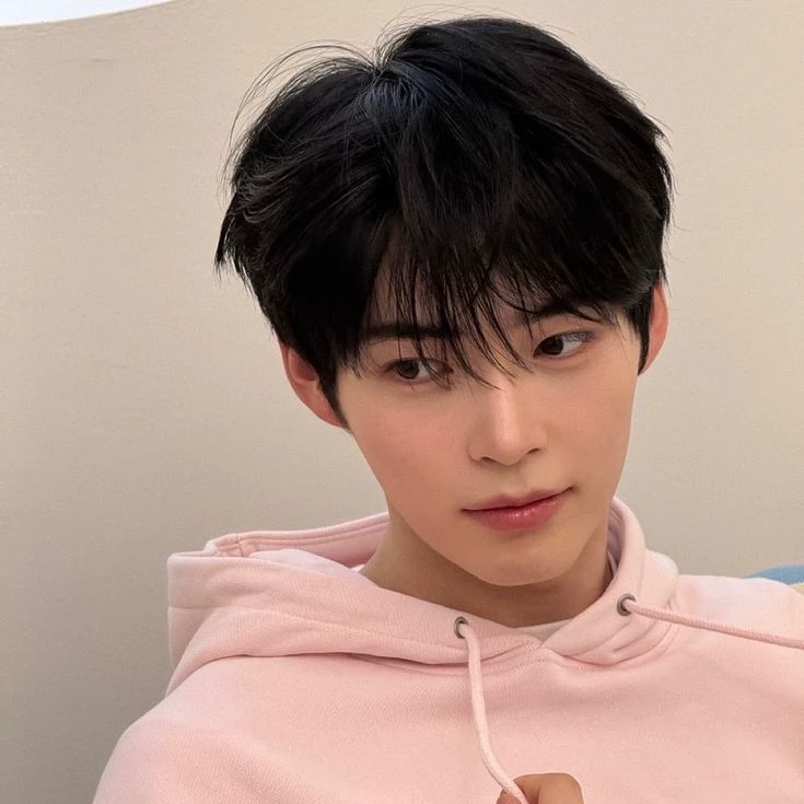 Sung Hanbin thumbnail