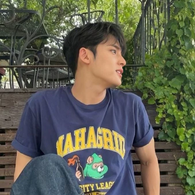 Kim Mingyu thumbnail