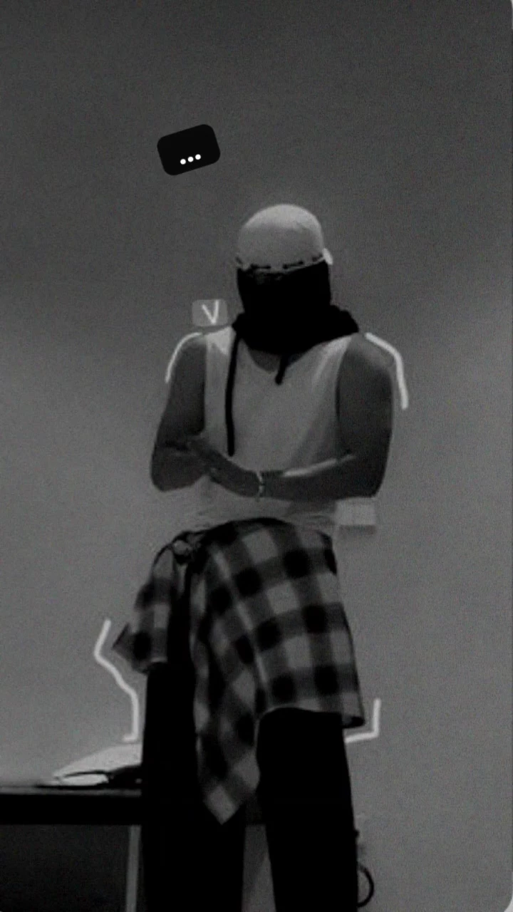 Kim Taehyung thumbnail