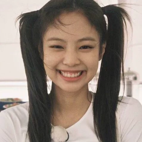 Jennie thumbnail