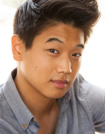 Minho - Maze Runner (College Life and a road trip with the Trio) thumbnail