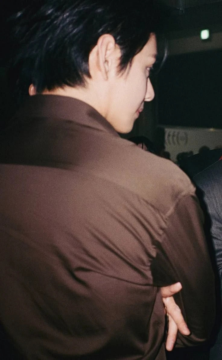 Kim Taehyung thumbnail