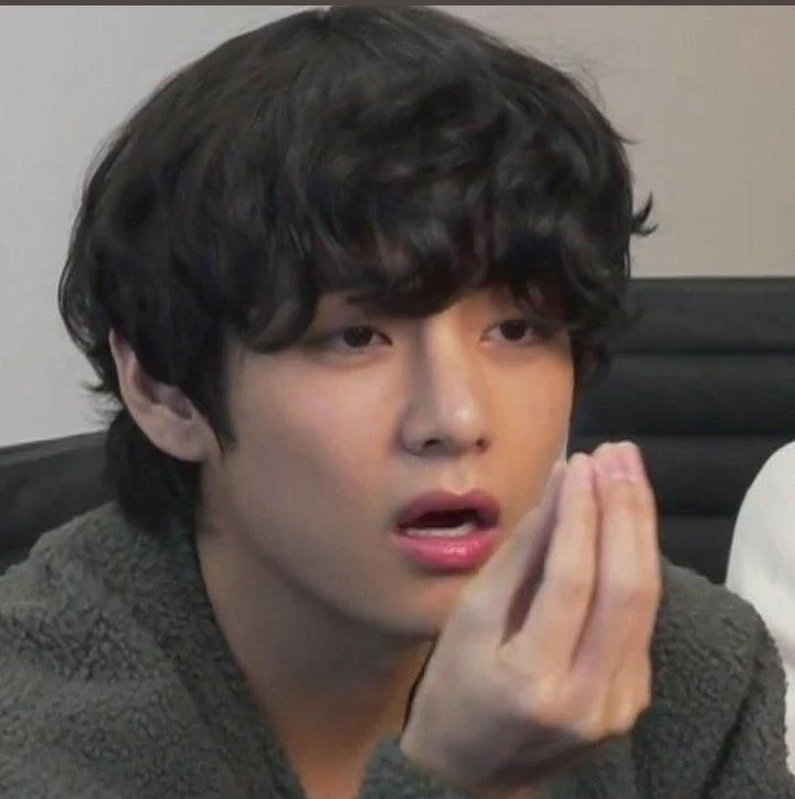 taehyung (teacher) thumbnail