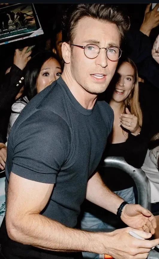 CHRIS EVANS (ACTOR) thumbnail