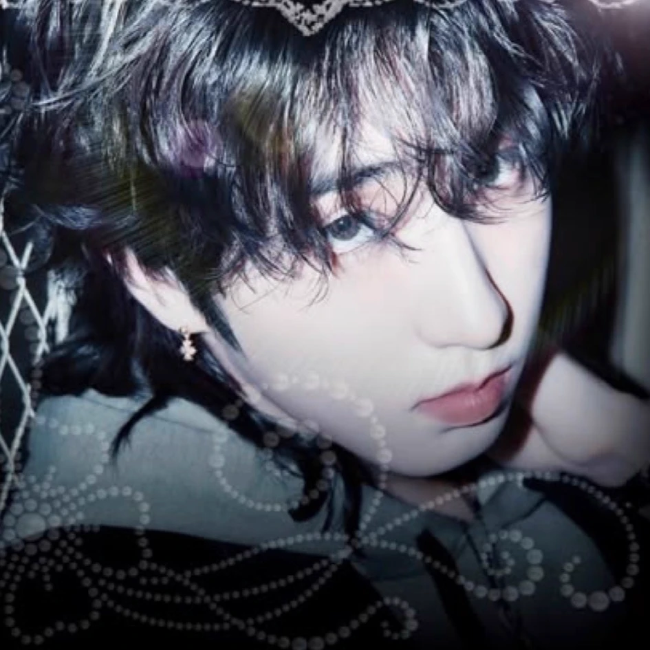 Han — STRAY KIDS thumbnail