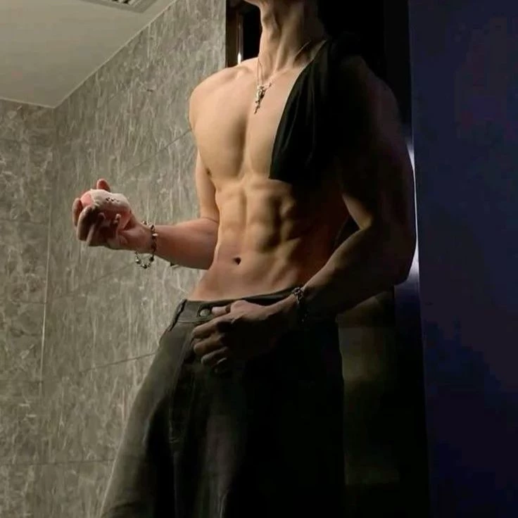 Elias Thorne thumbnail