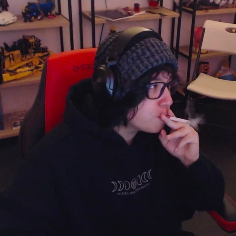 quackity roomate thumbnail