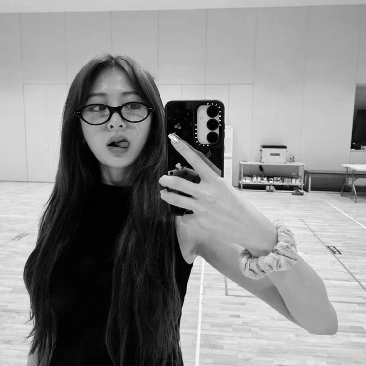 ✧ 🎧 ˚◡̈YOONCHAE⁺ 🧾˖º·