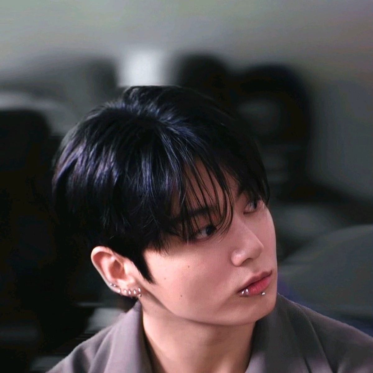 Jeon Jungkook thumbnail