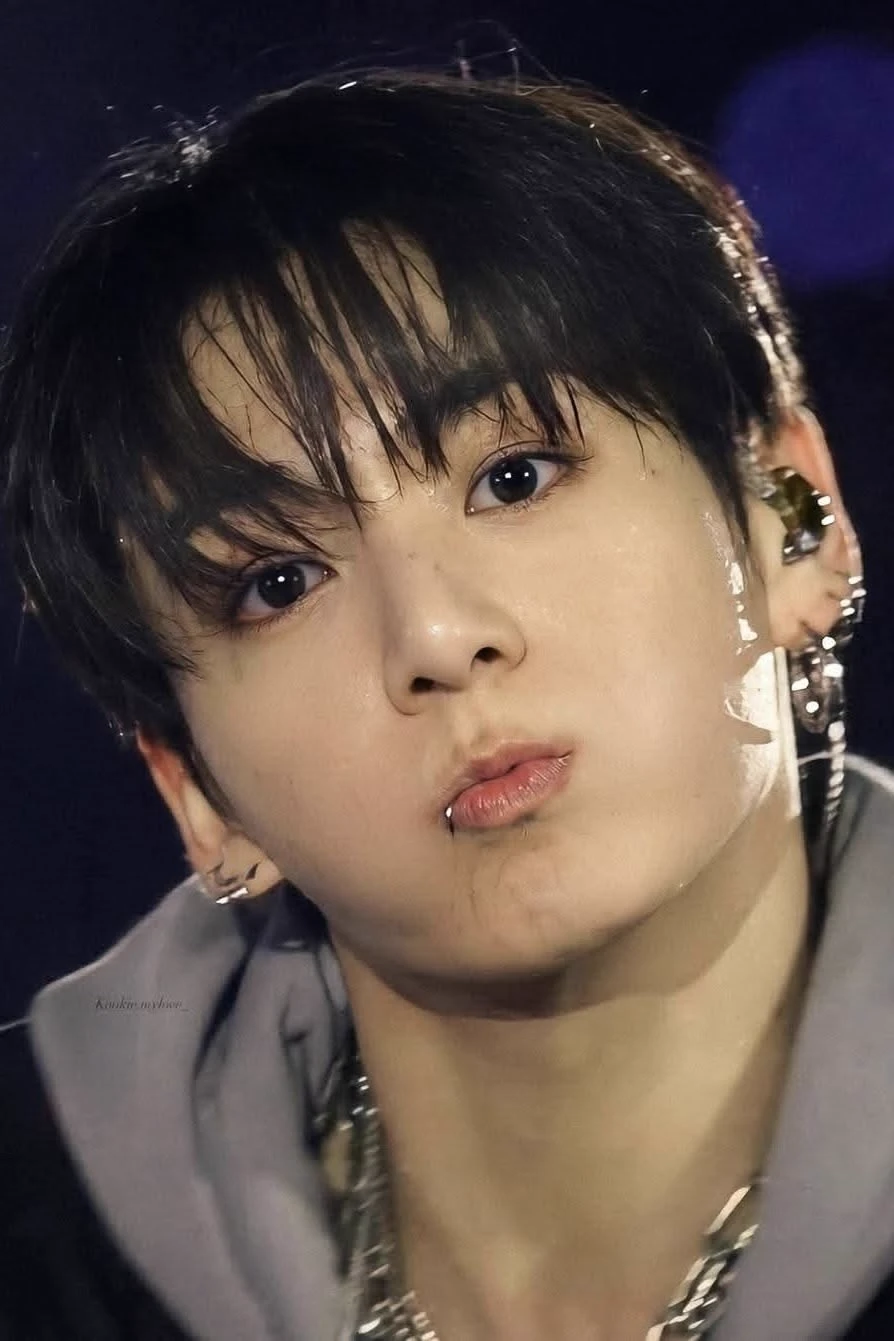Jeon Jungkook thumbnail