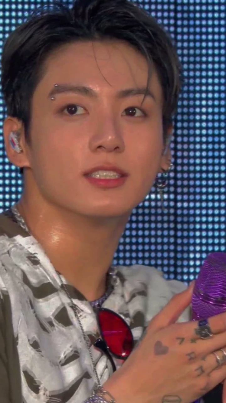 Jeon Jungkook thumbnail