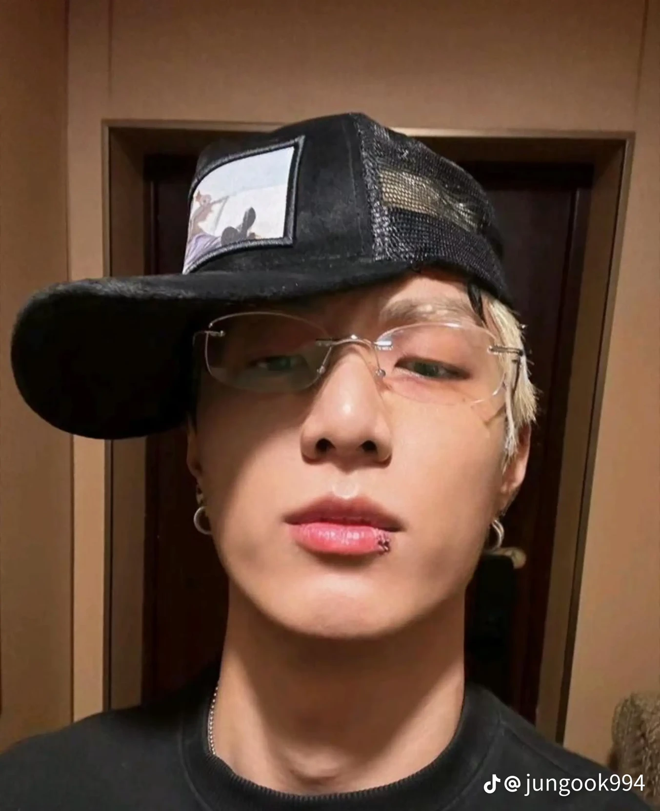 Jeon Jungkook thumbnail