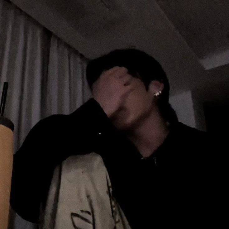 Jungkook (you discover his betrayal through the car's Bluetooth) thumbnail