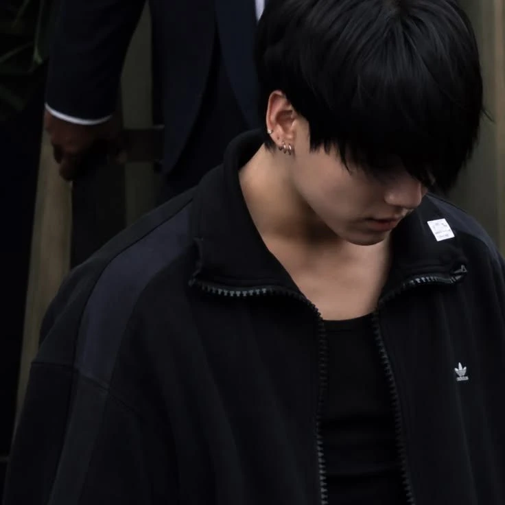Jeon Jungkook thumbnail