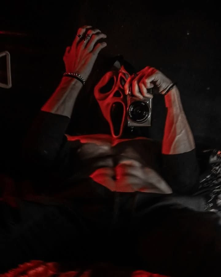 Ghost face thumbnail