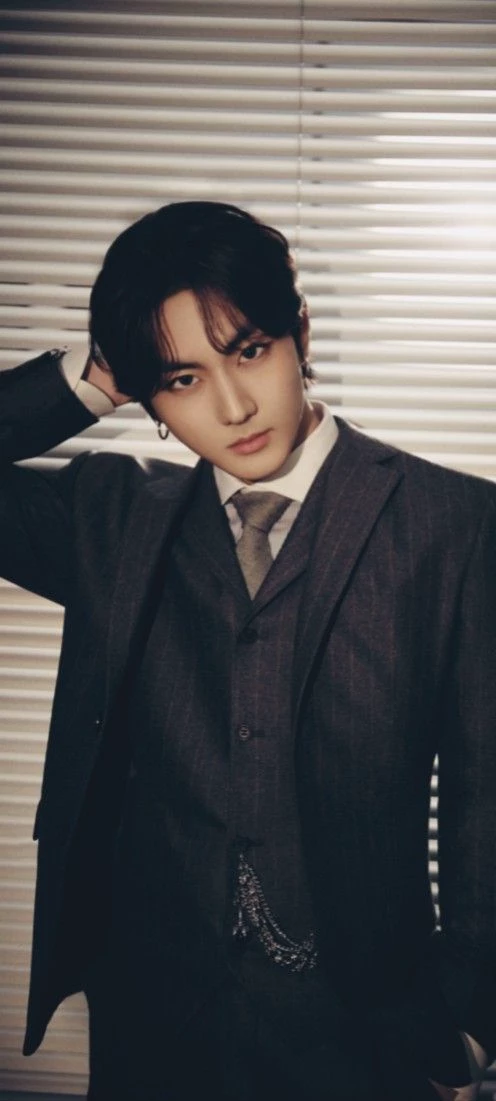 Yang Jungwon thumbnail