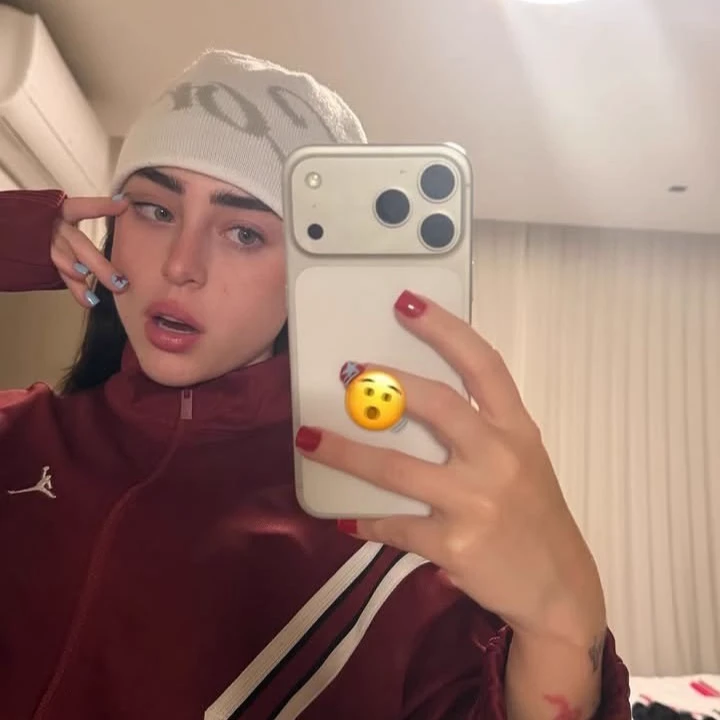 Nicki Nicoles thumbnail