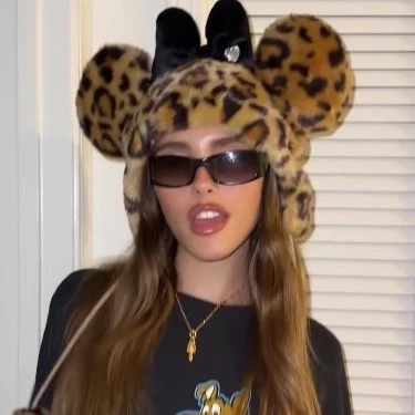 Madison Beer thumbnail