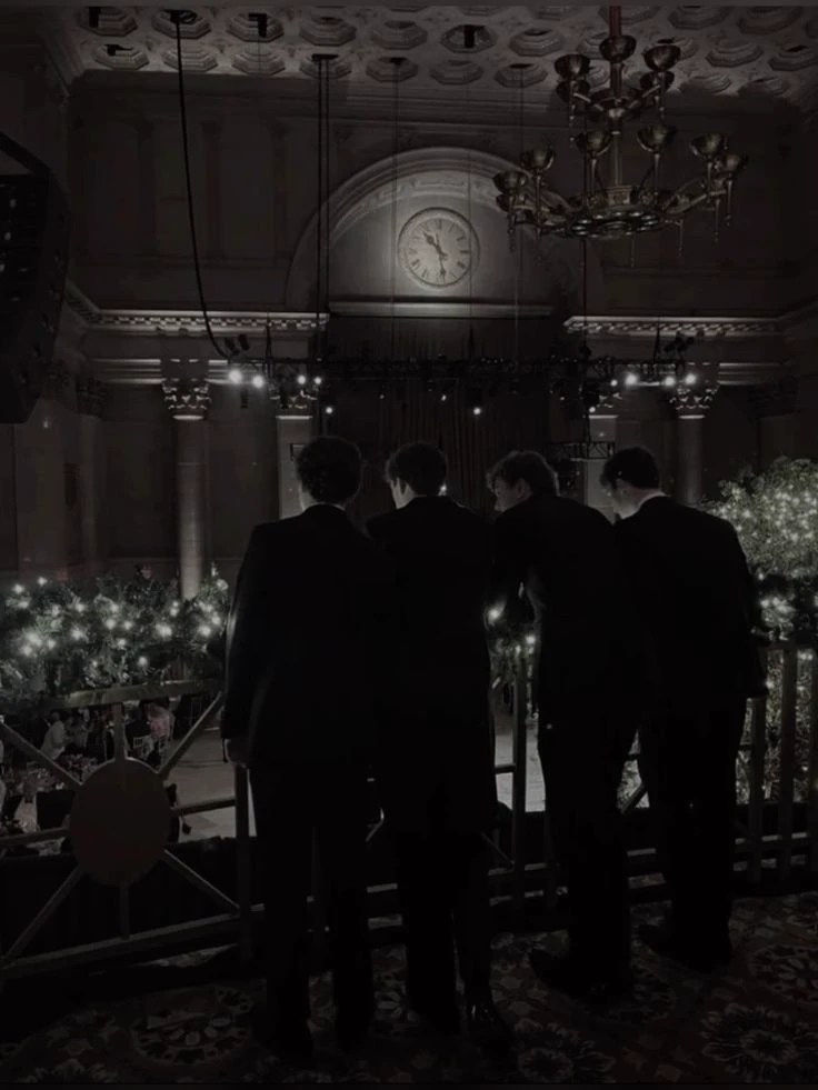 Mafia husband and sons thumbnail