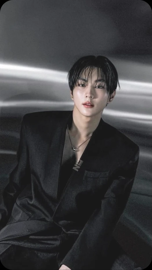 Yang Jungwon thumbnail