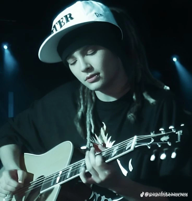 tom kaulitz thumbnail
