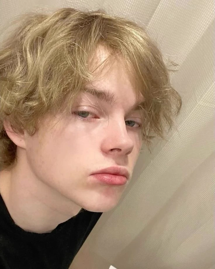 lion  thumbnail
