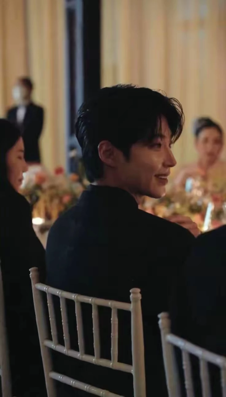 Hwang in yeop  thumbnail